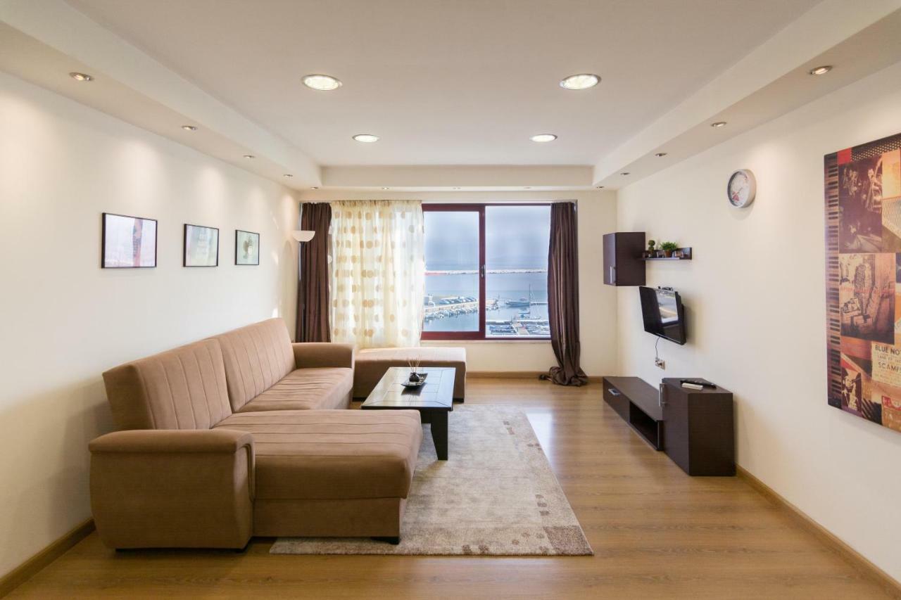 Top Floor Downtown Port View 卡瓦拉 外观 照片